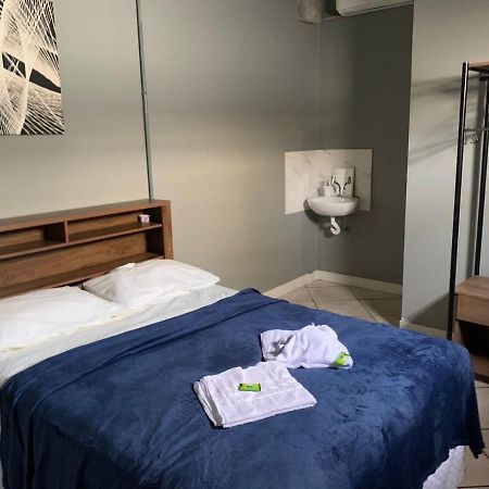 Esquina 8 Suites Confort & Hostel Florianópolis 外观 照片