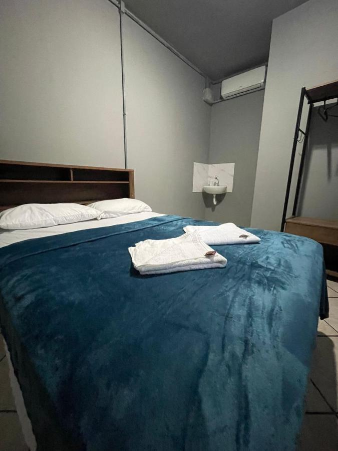Esquina 8 Suites Confort & Hostel Florianópolis 外观 照片