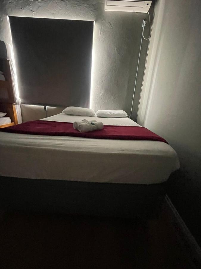 Esquina 8 Suites Confort & Hostel Florianópolis 外观 照片