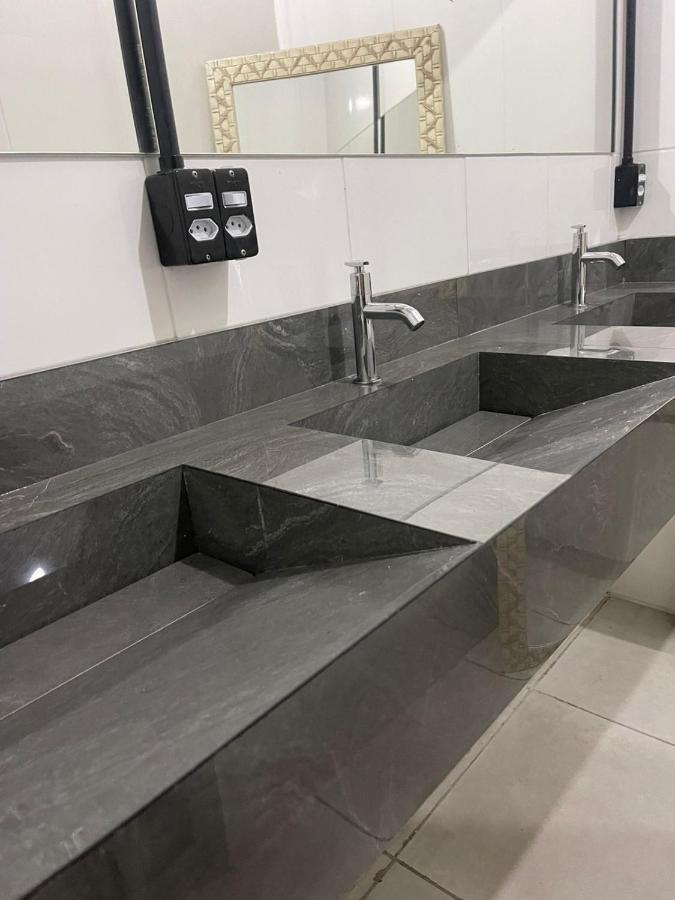Esquina 8 Suites Confort & Hostel Florianópolis 外观 照片